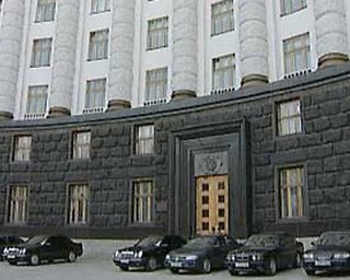 В Кабмине просят Ющенко ветировать закон об отсрочке вступления в силу антикоррупционных законов
