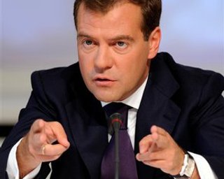 Медведев сомневается, что Брюссель разрешит Киеву подписывать соглашения ТС