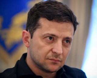 Зеленский упрекнул Медведчука в предвыборном пиаре