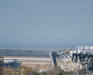 Окупанти відновлюють інфраструктуру Донецького аеропорту: в мережі показали знімки з супутника
