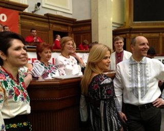 Вице-спикер: Вышиванка в стенах Рады также органична, как государственный язык и соблюдение законов