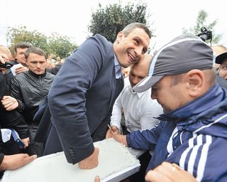 Удар выше рейтинга. Сколько мандатов получит в Раде Кличко