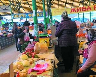 Мэр Львова встал на сторону протестующих против закрытия продуктовых рынков