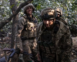 Сталінська спадщина: бійці ЗСУ вигідно використовують планування радянських полів, — WP (фото)