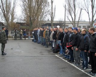 В украинскую армию мобилизовано уже 19 тыс. человек