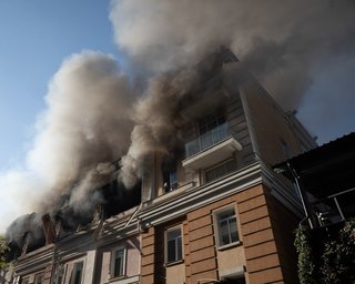 Кількість постраждалих у Києві зросла до 43: що відомо про наслідки атаки (фото, відео)