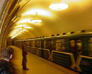Киевское метро дезинфицируют через раз, а в автобусах о таком и не слышали