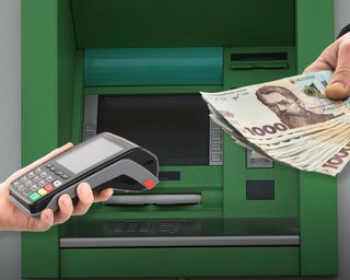 Запрет наличных в Украине: эксперты оценили реалистичность идеи