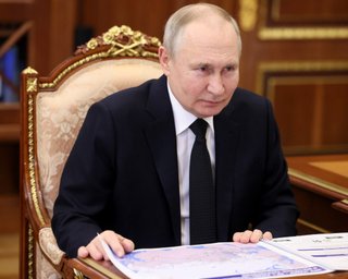 Путін нібито був готовий відвести війська до кордонів 2022 року: чому угоду не уклали, — FT