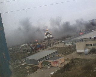 Мариупольцы бегут из района Восточный, но не из города