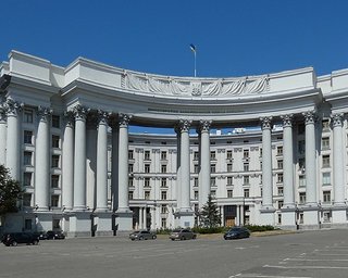 "Викривлені інтерпретації": МЗС відреагувало на заяви США про "біолабораторії" в Україні