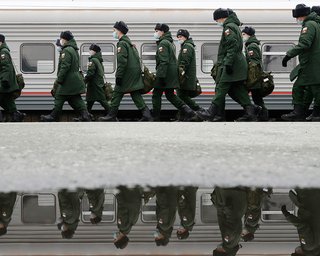 Боятся Кавказа: РФ испытывает большие проблемы с мобилизацией, – Дикий (видео)