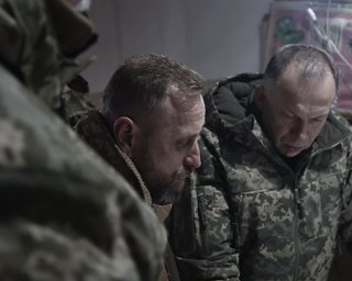 "Пытаются окружить город": Сырский о ситуации в Бахмуте