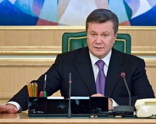 Янукович создал совет по украинско-российским отношениям