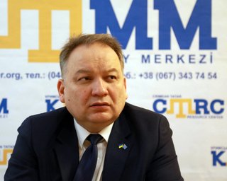 "Власти" Крыма объявили в международный розыск члена Меджлиса