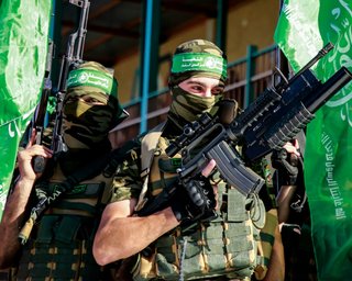 "По гуманитарным соображениям": боевики ХАМАС отпустили двоих граждан США (фото)