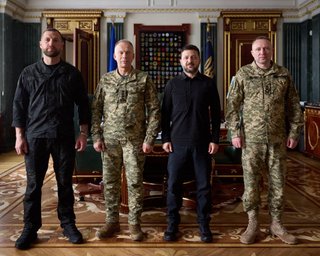 Визначив пріоритети з новими керівництвом ЗСУ: Зеленський назвав умову для боєздатності війська