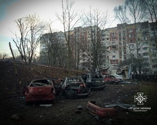 Обстріл Львова: ЗС РФ атакували ракетами та Shahed, 15 поранених (фото, відео)