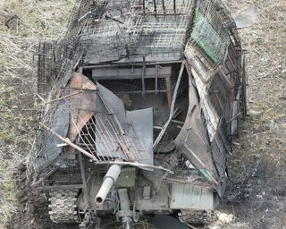 "Змішали із землею": ЗСУ розгромили колону з "танків-сараїв" РФ на Торецькому напрямку (відео)