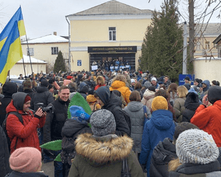 Активисты пришли поддержать Супрун и освистали Мосийчука