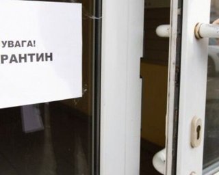 Маски и мытье рук до конца года: Шмыгаль рассказал о судьбе карантина