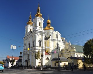Неизвестные захватили в Виннице собор митрополита УПЦ МП, прибывшего на Объединительный собор, - СМИ (обновлено)