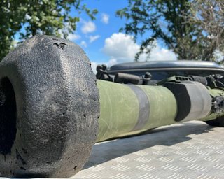 Вогнева міць десяти FPV: під Курськом бронетехніку зупиняють Javelin, а не дрони, — Forbes