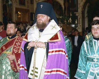 Янукович наградил орденом донецкого митрополита