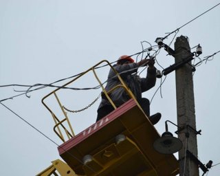 Енергетики повернули Київ та область до відключень світла за графіком після ракетних ударів, — ДТЕК