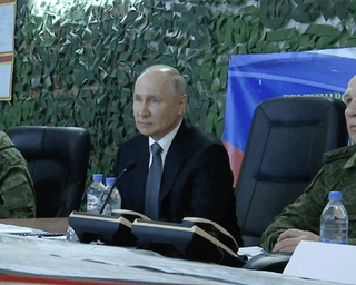 Розслідувачі ВВС встановили, як Путін приїхав до окупованого Генічеська (фото)