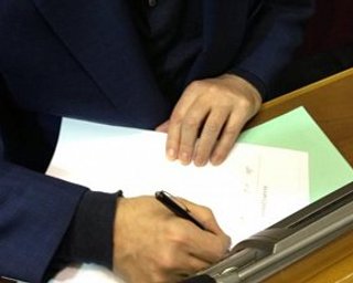 Фракцию Партии регионов в Раде покидает генерал Развадовский