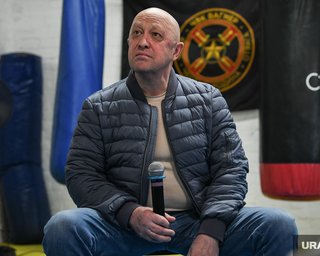 Стал опасным, когда начал требовать оружие: в WSJ узнали, кто убил Пригожина
