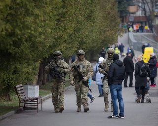 Спецназ СБУ вышел на улицы украинских городов