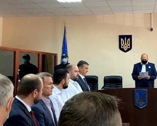 "Не учли доводы защиты": Печерский суд оставил Медведчука под домашним арестом (видео)