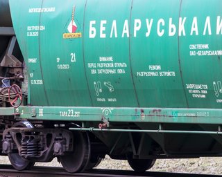 Украина прекратила транзит калийных удобрений из Беларуси в Турцию и Европу