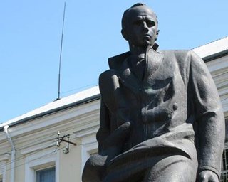 В Ривненской области начали собирать деньги на памятник Бандере 