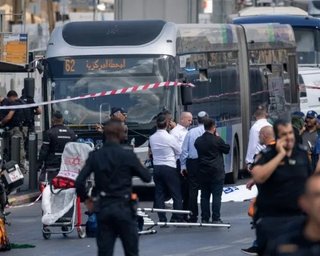 Теракт в Иерусалиме: боевики убили шесть человек на оживленном перекрестке (видео)