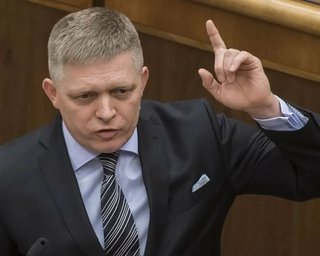 Открыл огонь по Фицо: стрелок может быть причастен к выступлениям за Украину, — соцсети