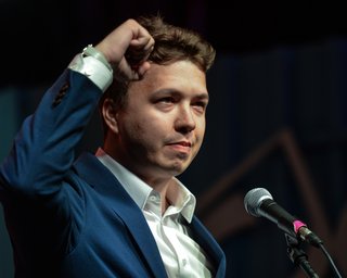 Белорусская оппозиция борется не за перемены в стране, а за деньги, — Протасевич