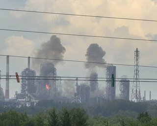 Проблеми з пальним у РФ можуть загостритися: найбільший НПЗ припинив роботу після атаки БпЛА, — ЗМІ