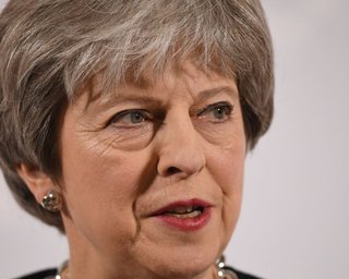 Британский премьер готова нанести удары по Сирии без одобрения парламента
