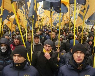В центре Киева прошел марш "Азова"