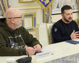 Президент попросил: Резников объяснил, почему не ушел с поста главы Минобороны