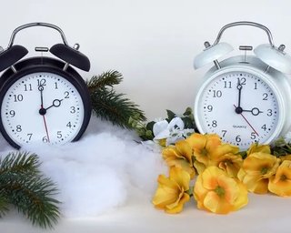 Зимовий час 2026-2027: коли українцям потрібно перевести годинники