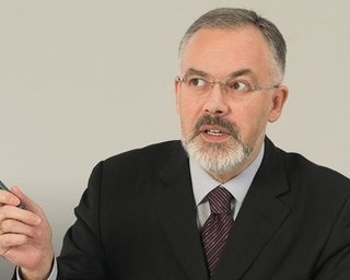 У Табачника за трехминутный ролик заплатили почти миллион гривен