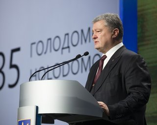 Около 30 стран признали Голодомор 1932-1933 годов геноцидом, – Порошенко