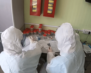 В Украине провалена вакцинация людей старше 60 – есть угроза нового заполнения больниц