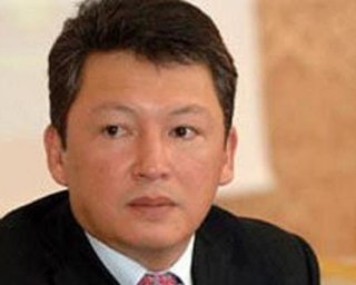 Назарбаев уволил зятя из-за беспорядков в Жанаозене