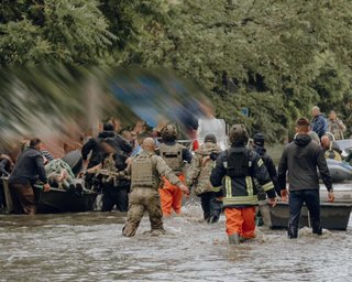 "Больше, чем преступление": РФ обстреляла гражданских, эвакуировавшихся на Херсонщине, — МВД (фото)