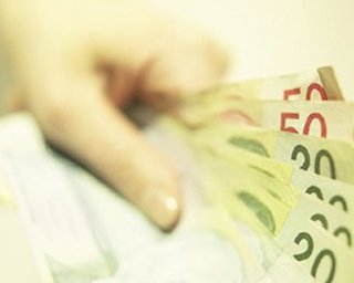 В Нидерландах мигрантам платят тысячи евро, чтобы они уехали